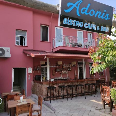 Adonis Bistro Cafe Bar Hostel Fethiye Exterior foto