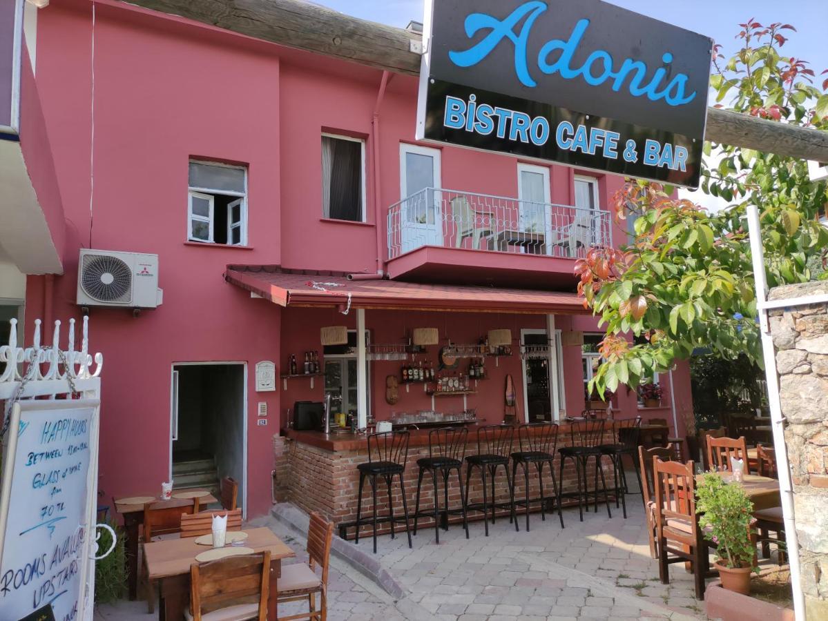 Adonis Bistro Cafe Bar Hostel Fethiye Exterior foto